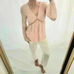 BCBG Blush Pink Peasant Shirt Flowy Summer Romantic V Neck Silk Soft Long Sleeve
